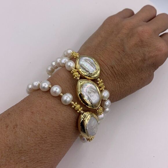 Earring, NWOT, solid 925 sterling silver, 22 Karat gold, real pearl, 2 in. drop - Picture 8 of 11